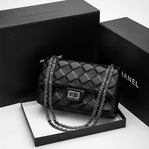 Chanel style crossbody chain bag
